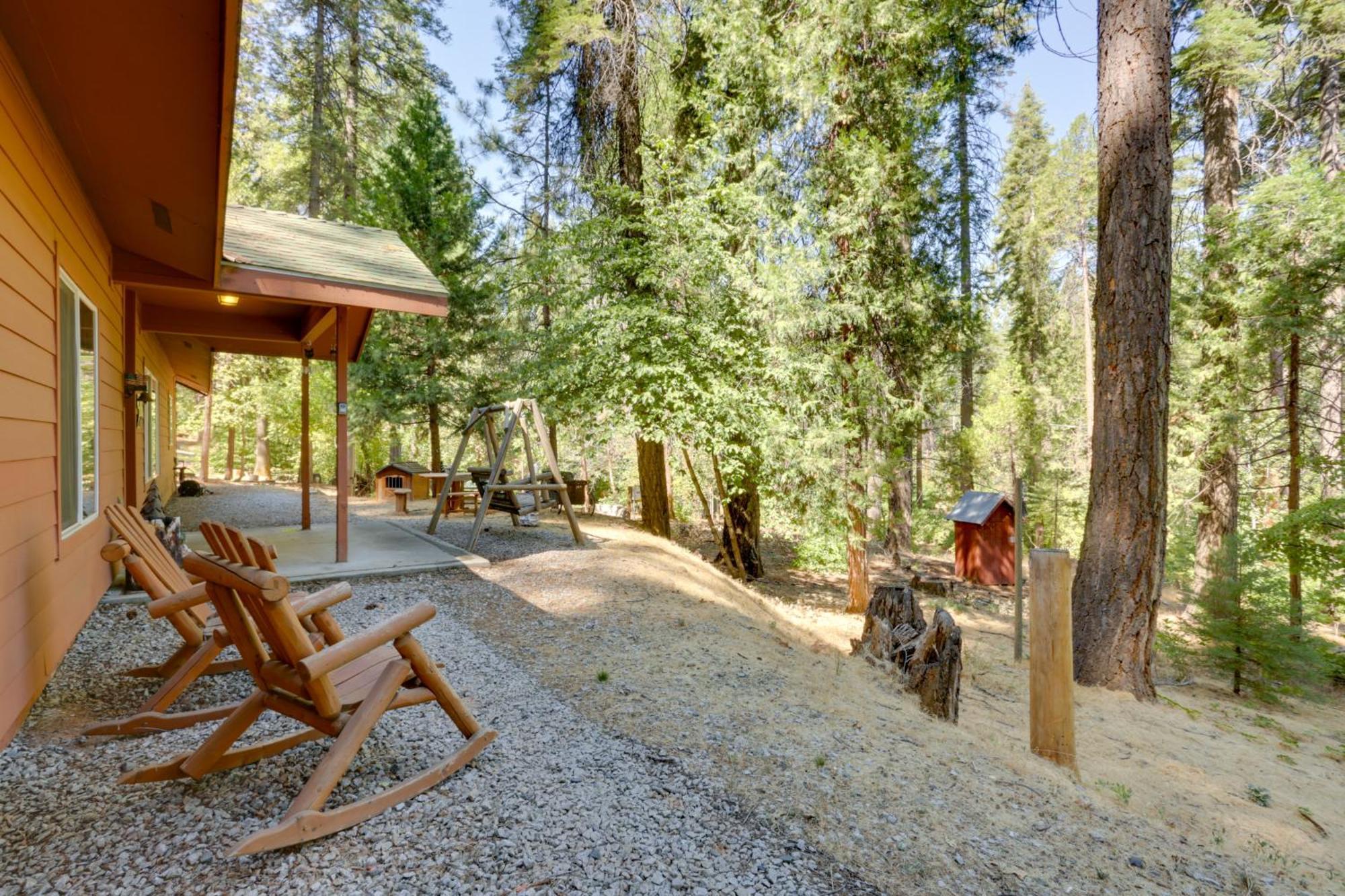 فيلا Peaceful And Private Mariposa Cabin On 2 Acres! ميدباينس المظهر الخارجي الصورة